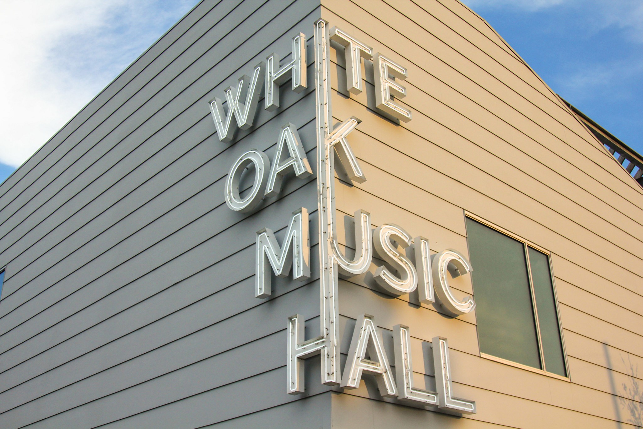 an-online-tour-of-houston-s-white-oak-music-hall-and-the-raven-tower