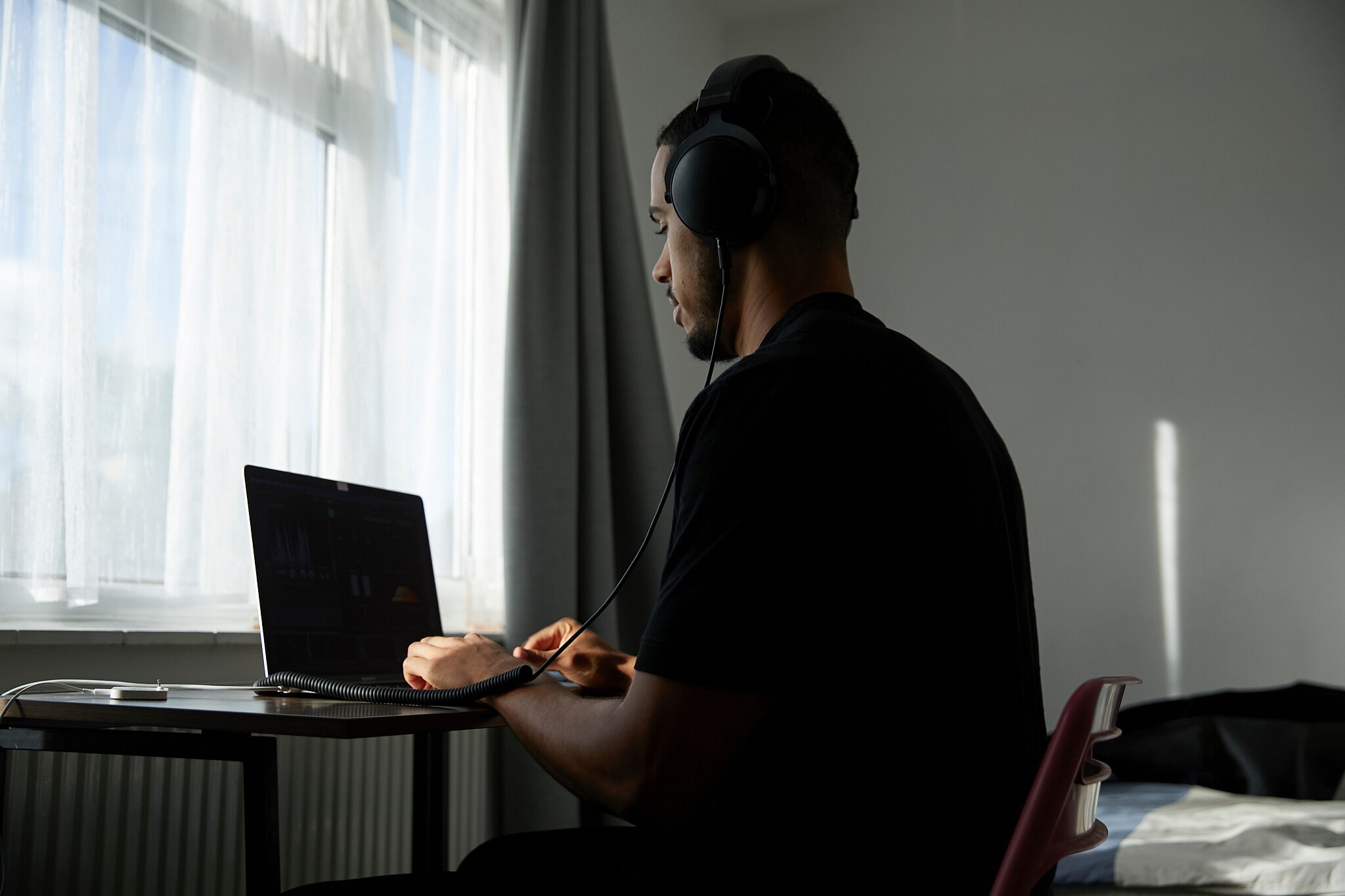Pod Break: Embracing Summer Scaries with The NoSleep Podcast