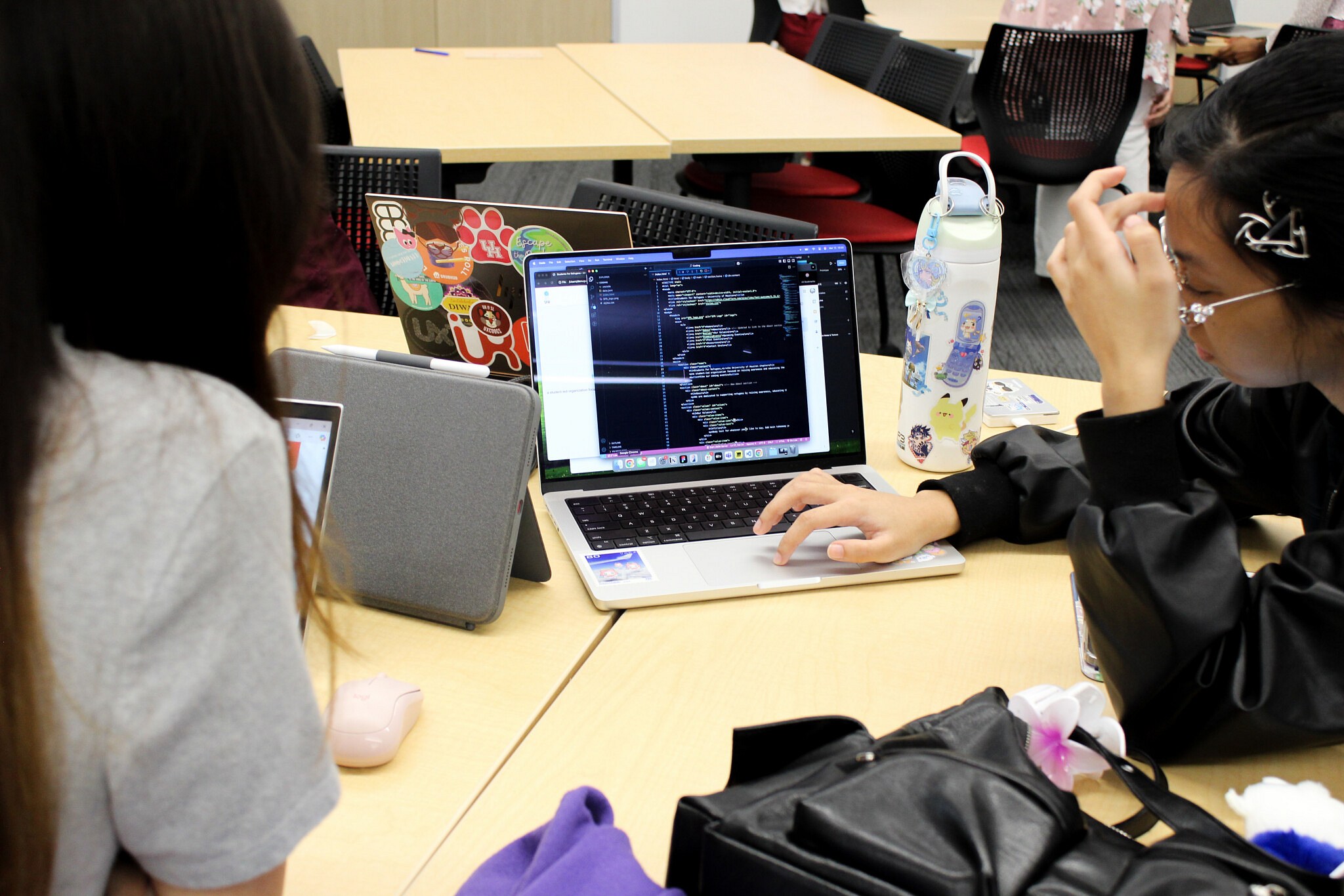 Clubs That Feel Like Home: Digimarketers and UX Coogs