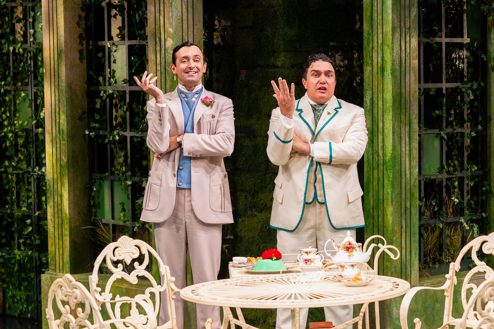 “The Importance of Being Earnest” Brings Victorian Era England to Houston