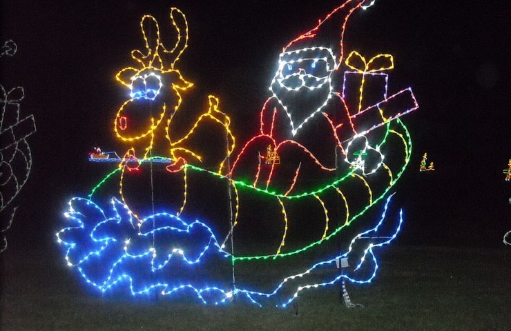 BLORA Lights: a Christmas lights display in Central Texas