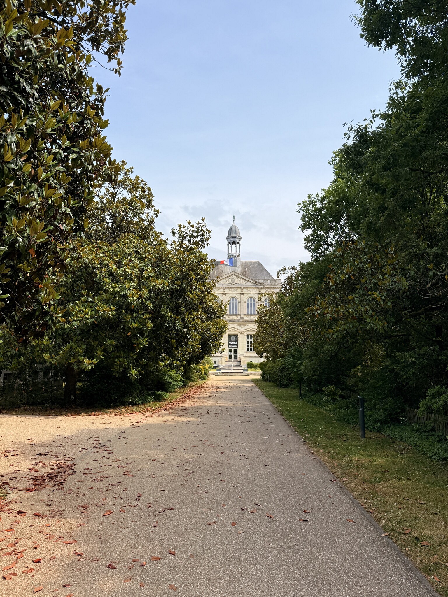Study Abroad in France with Josh: Part 2 — My First Two Weeks